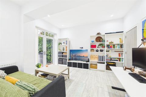 undefined, Basingstoke Road, Spencers Wood, Reading, Berkshire, RG7