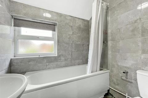 3 bedroom terraced house to rent, Westwood Road, Coventry, CV5