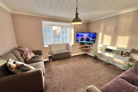 3 bedroom semi-detached house for sale, Aldgrove Way, Darlington