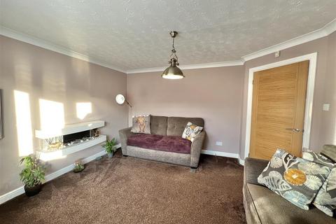 3 bedroom semi-detached house for sale, Aldgrove Way, Darlington