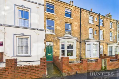 5 bedroom terraced house for sale, Castle Road, Scarborough