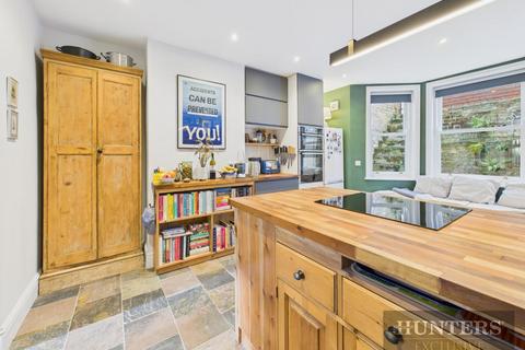 5 bedroom terraced house for sale, Castle Road, Scarborough