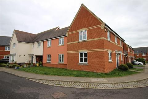 4 bedroom link detached house to rent, Nonancourt Way, Earls Colne
