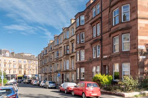 McLennan Street, Flat 3/2, Mount Florida, Glasgow, G42 9DH