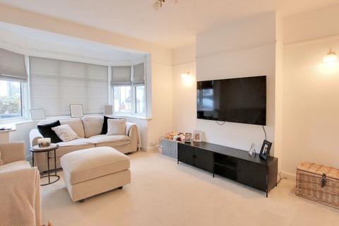 3 bedroom semi-detached house for sale, Lime Tree Walk, West Wickham