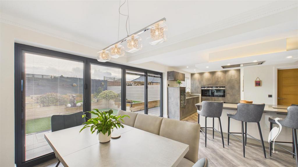 Open Plan Living/Dining and Kitchen Area