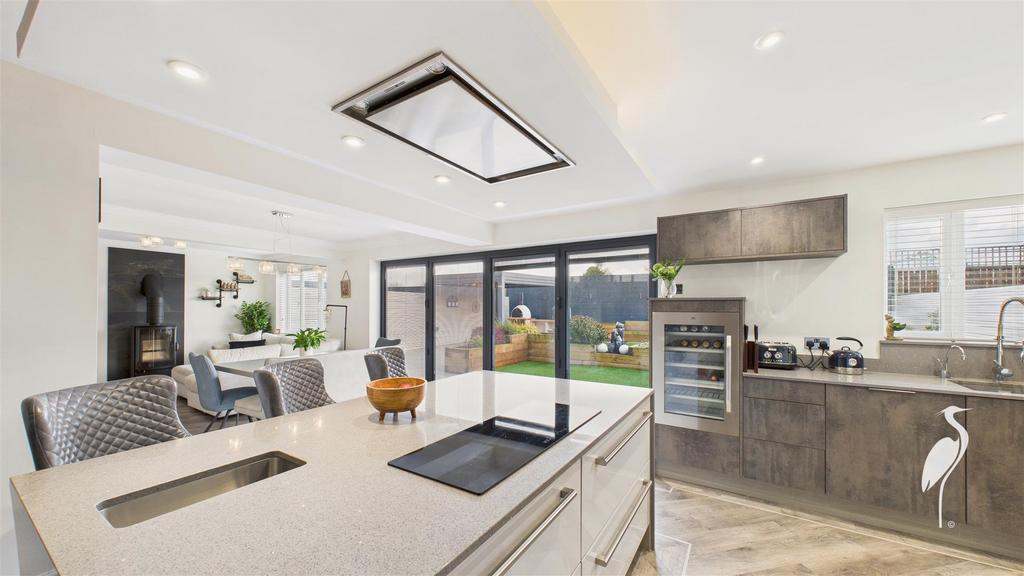 Open Plan Living/Dining and Kitchen Area