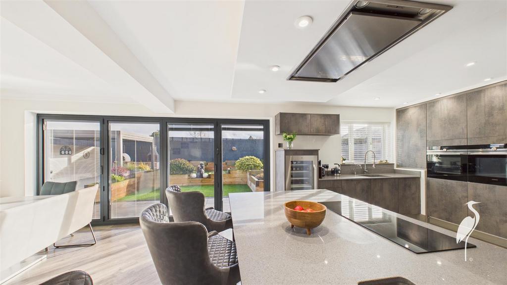 Open Plan Living/Dining and Kitchen Area