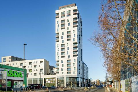 3 bedroom flat for sale, Capitol Way, London NW9