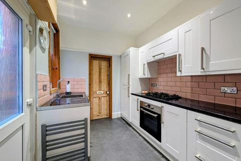 2 bedroom terraced house for sale, Station Road, Hereford, HR4