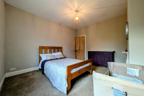 2 bedroom terraced house for sale, Station Road, Hereford, HR4