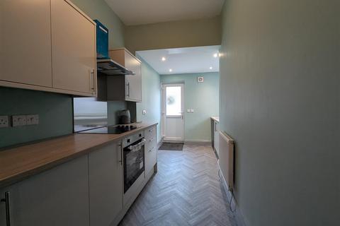 3 bedroom end of terrace house for sale, Leafield Road, Darlington