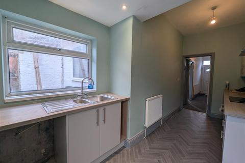 3 bedroom end of terrace house for sale, Leafield Road, Darlington