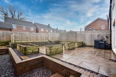 3 bedroom detached house for sale, Primrose Avenue, Clehonger, HR2