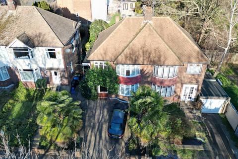 undefined, Roding Lane, Buckhurst Hill, IG9