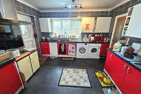 3 bedroom detached house for sale, California Avenue, Scratby