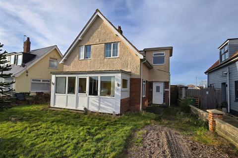 3 bedroom detached house for sale, California Avenue, Scratby