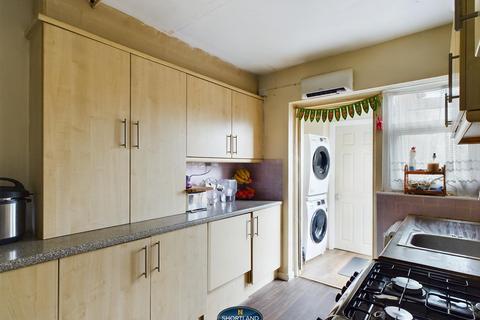 3 bedroom semi-detached house to rent, Sadler Road, Coventry CV6