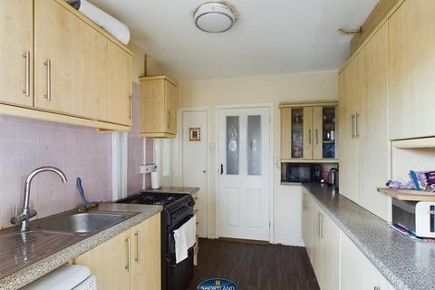 3 bedroom semi-detached house to rent, Sadler Road, Coventry CV6