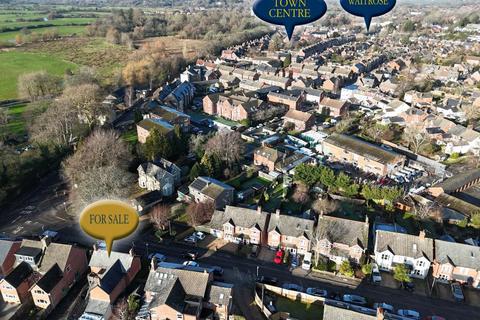 3 bedroom flat for sale, Station Road, Wimborne, BH21 1RG