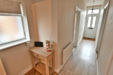 3 bedroom flat for sale, Station Road, Wimborne, BH21 1RG