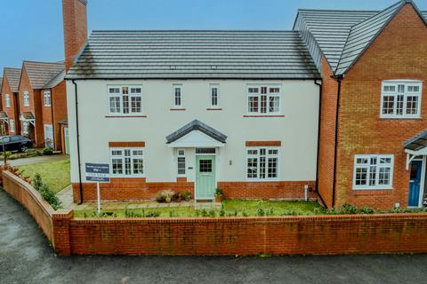 4 bedroom detached house for sale - Fieldfare Way , Sandbach CW11