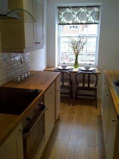2 bedroom apartment to rent, 18 Chesterfield Road, Meads