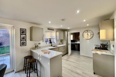 4 bedroom detached house for sale, Raspberry Grove, Darlington