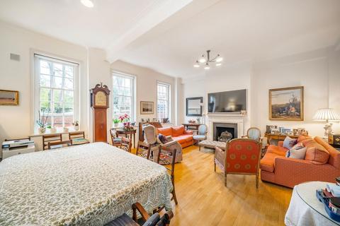 undefined, Duchess Of Bedfords Walk, London W8