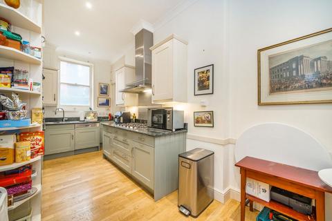 3 bedroom flat for sale, Duchess Of Bedfords Walk, London W8