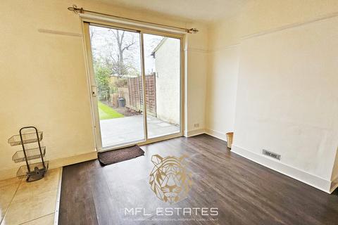 3 bedroom terraced house to rent, Upper Elmers End Road, Beckenham BR3