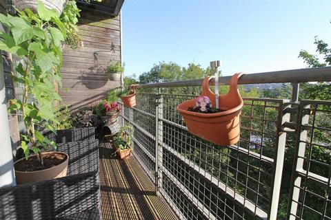 1 bedroom apartment to rent, Gladstone House, Stroudley Road, Brighton