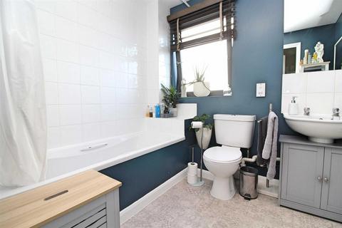 1 bedroom apartment to rent, Gladstone House, Stroudley Road, Brighton