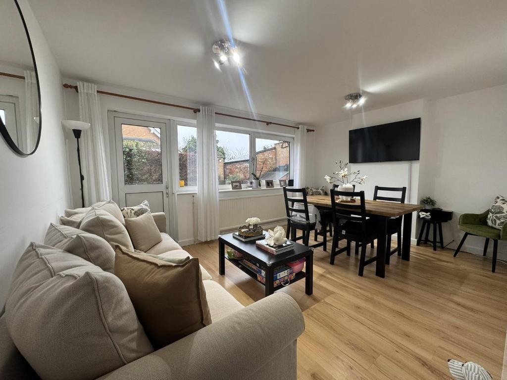 Living room.jpg