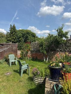 1 bedroom in a house share to rent, Colchester CO3