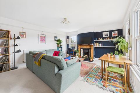 1 bedroom apartment for sale, The Drive, Abington, NN1 4RY
