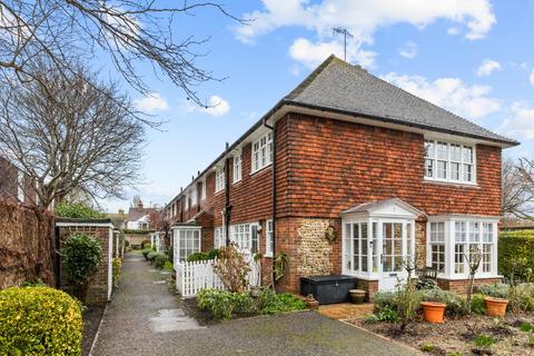 2 bedroom apartment for sale, St. Marys Close, Shoreham-By-Sea, West Sussex