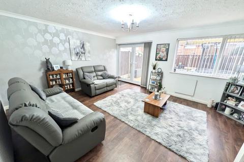 3 bedroom end of terrace house for sale, Ambleside Walk, Canvey Island