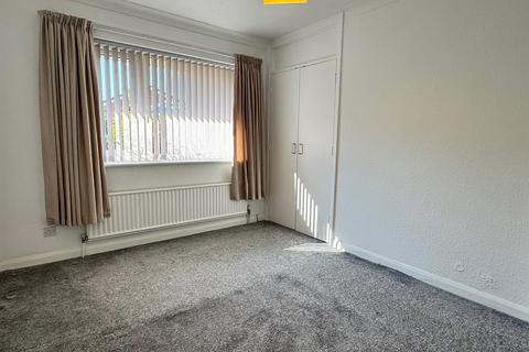 2 bedroom semi-detached bungalow for sale, Southwood Close, Lytham