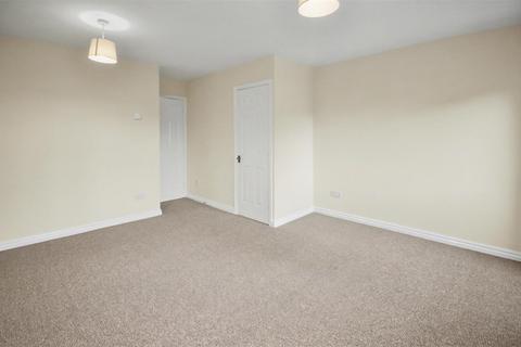 undefined, Warwick