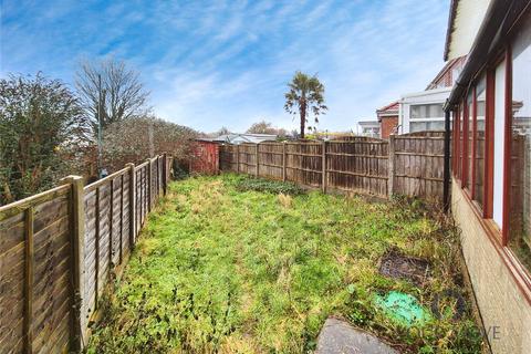 2 bedroom semi-detached house for sale, Crestway, Kent ME5