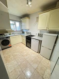 2 bedroom terraced house to rent, Blackborne Road, Dagenham RM10