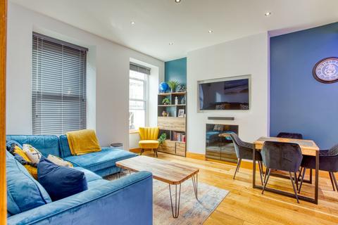 1 bedroom apartment to rent, The Flat, 11 Duhamel Place, St Helier