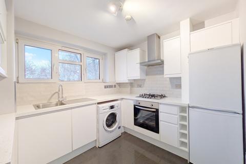1 bedroom flat to rent, Countisbury House, Crescent Wood Road, London, SE26
