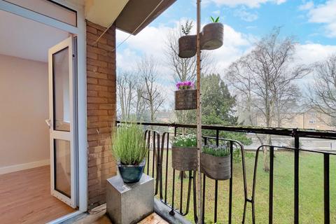1 bedroom flat to rent, Countisbury House, Crescent Wood Road, London, SE26