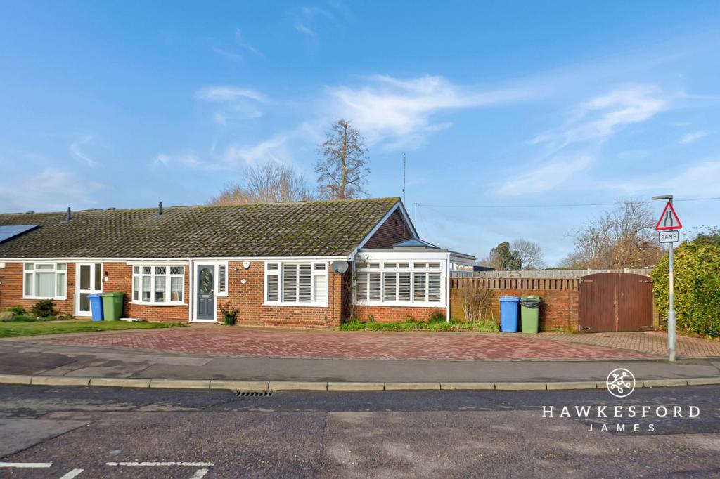 Stanhope Avenue, Sittingbourne - Front