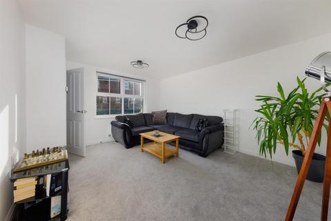 3 bedroom semi-detached house for sale, Ropeway, Southam