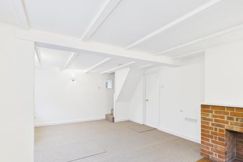 3 bedroom detached house to rent, Portsmouth Road, Waterlooville PO8