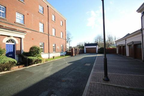 2 bedroom flat for sale, Swinhoe Place, Culcheth, WA3