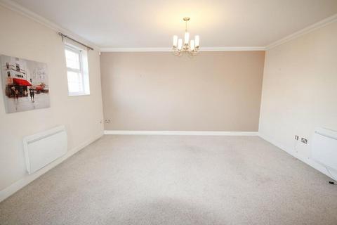 2 bedroom flat for sale, Swinhoe Place, Culcheth, WA3